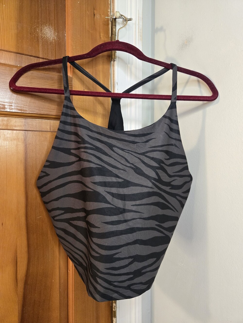 Old Navy Black and Gray Zebra-Print Strappy Sports Bra